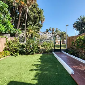 https://bungalow-next-to-the-beach.in-canary-islands.com